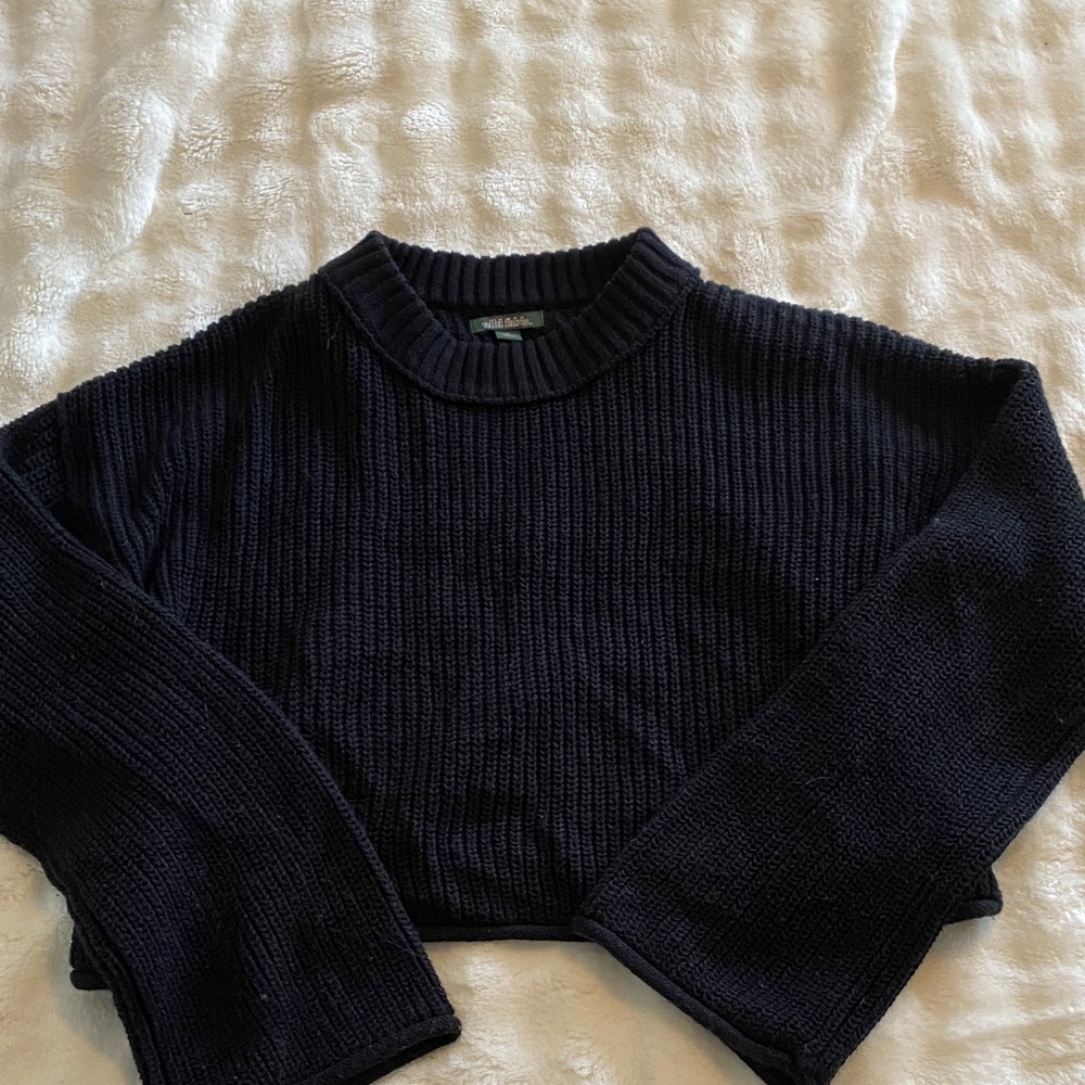 Women's Black Cropped Sweater